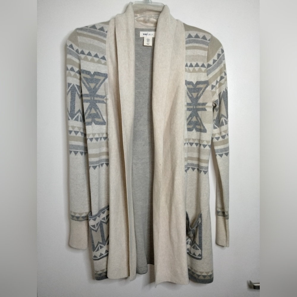 Yes/Lola (Size M) Multicolored Tribal Pattern Slip Pockets Open Front Cardigan
